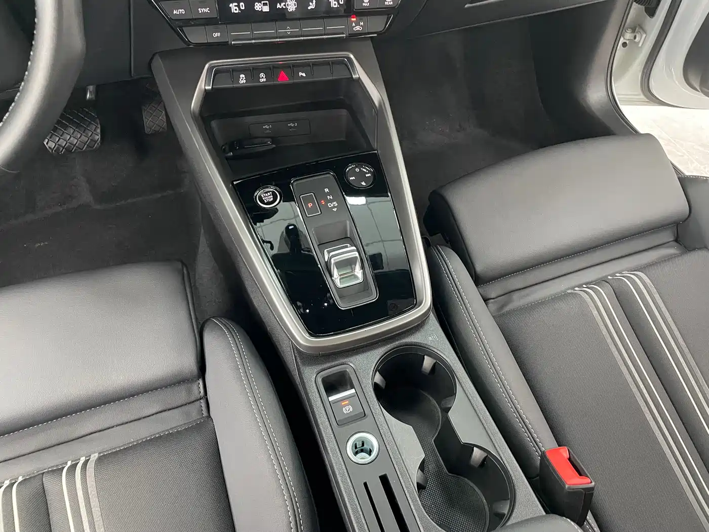 Audi A3 2023 Sportback 35 TFSI Fashion Sport фото 11