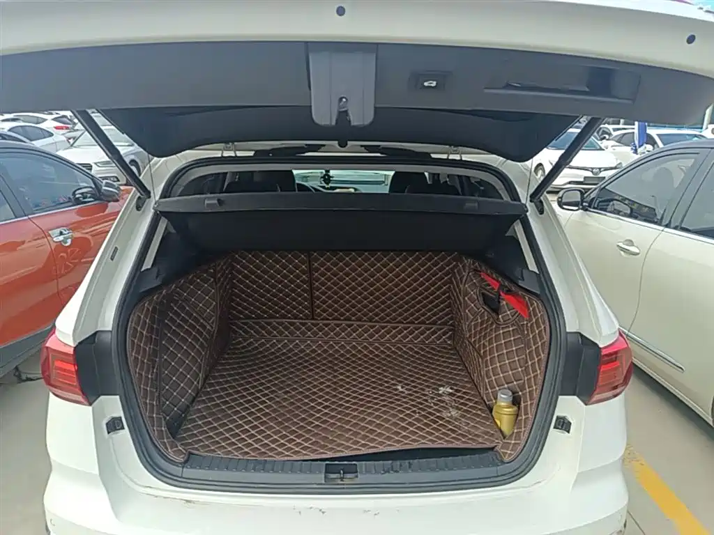 VOLKSWAGEN TUYUE