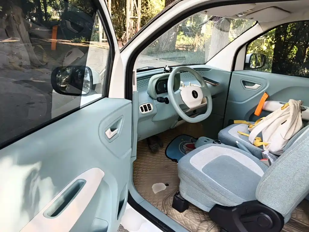 Lingbao Auto Lingbao Uni 2023 2022 Super Sweet Edition