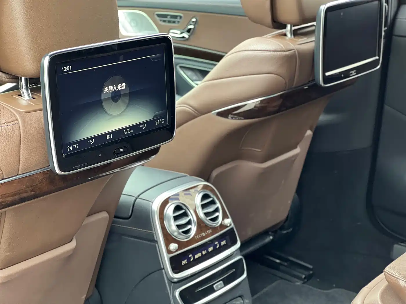 Mercedes-Benz Maybach S-Class 2015 S 400 4MATIC фото 16