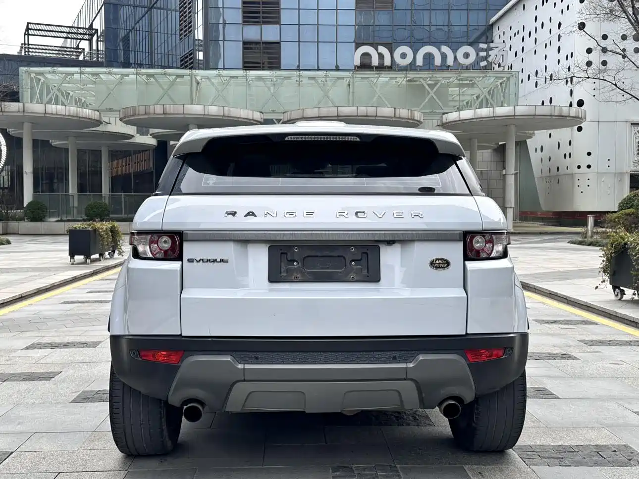 Land Rover Range Rover Evoque 2015 2.0T 5-Door Intelligent Edition фото 5