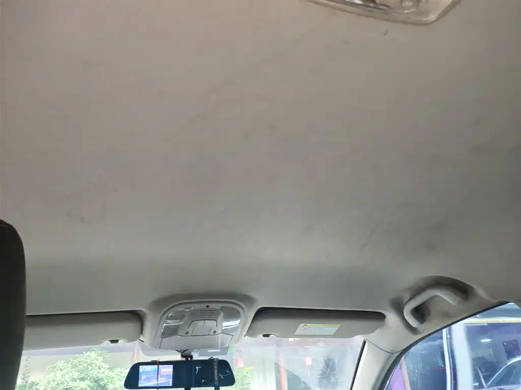 BYD Qin 2019 1.5L Automatic Luxury Edition фото 18