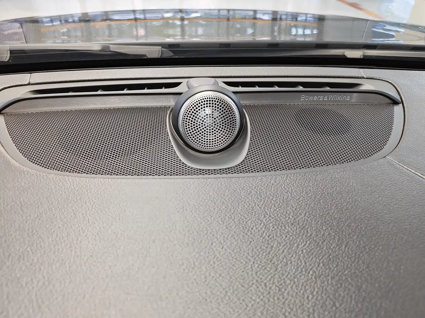 VOLVO S90 PLUG IN HYBRID