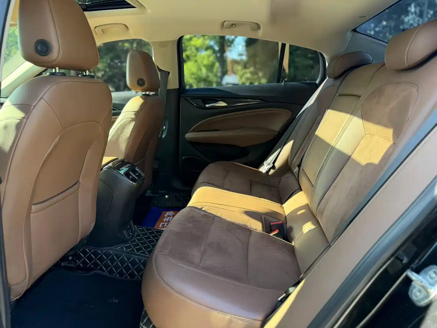 Buick Regal 2017 20T Luxury Model фото 6