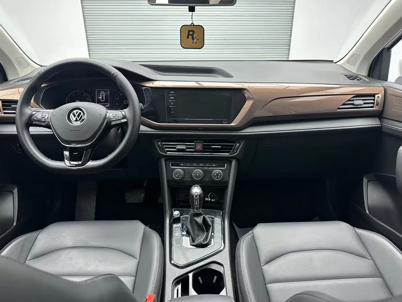 Volkswagen Tharu 2021 Model 280TSI 2WD Comfort Edition фото 11