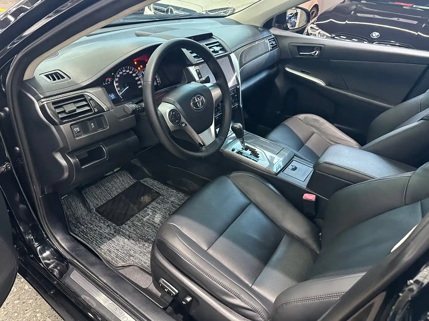 Toyota Camry 2015 Junrui 2.0S Dynamic Edition фото 10