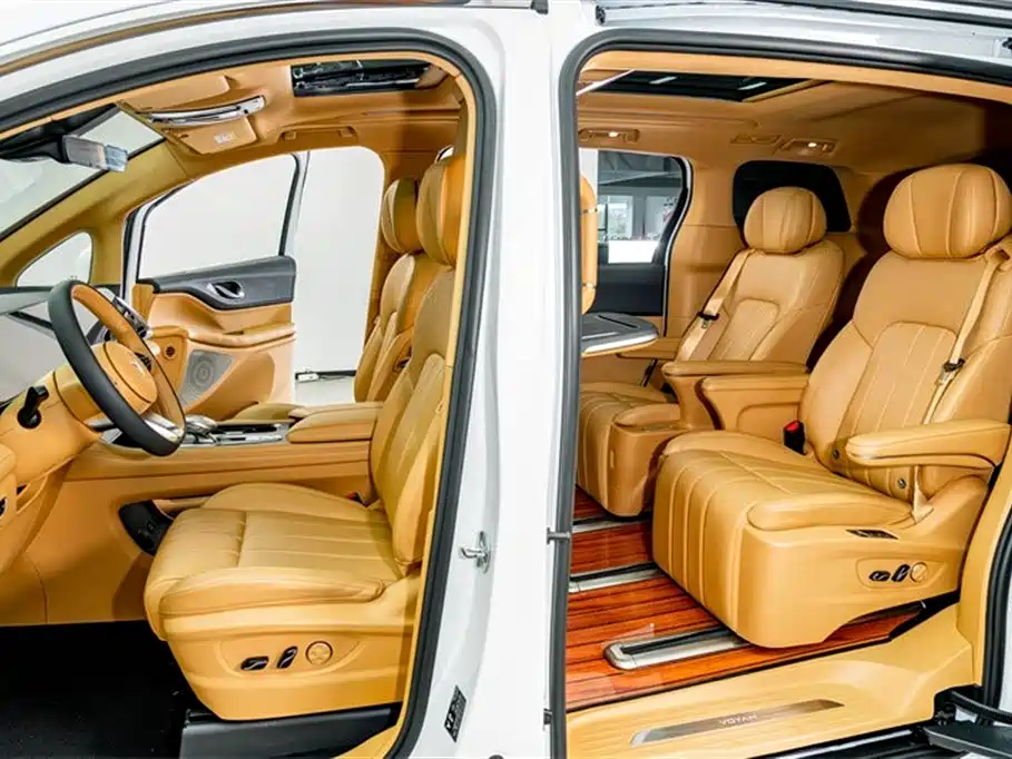 Voyah Auto Voyah Dreamer 2024 PHEV Extended Range Premium Edition фото 19