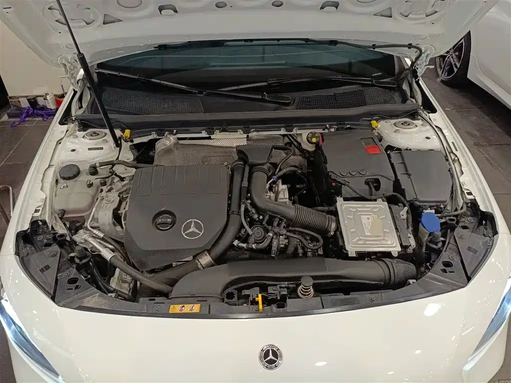 MERCEDES-BENZ CLASS A