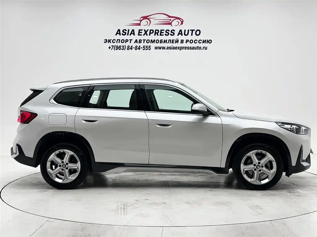 BMW X1 2023 sDrive20Li X Design Package фото 9