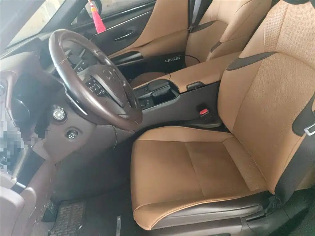 Lexus ES 2018 200 Excellence Edition China V фото 8
