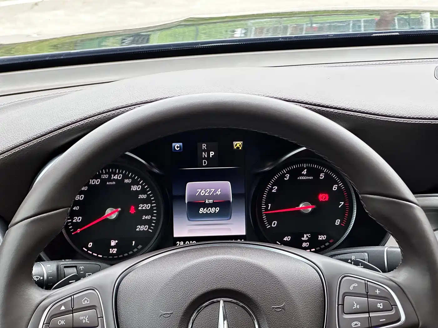 Mercedes-Benz GLC 2019 Model GLC 200 L 4MATIC фото 15