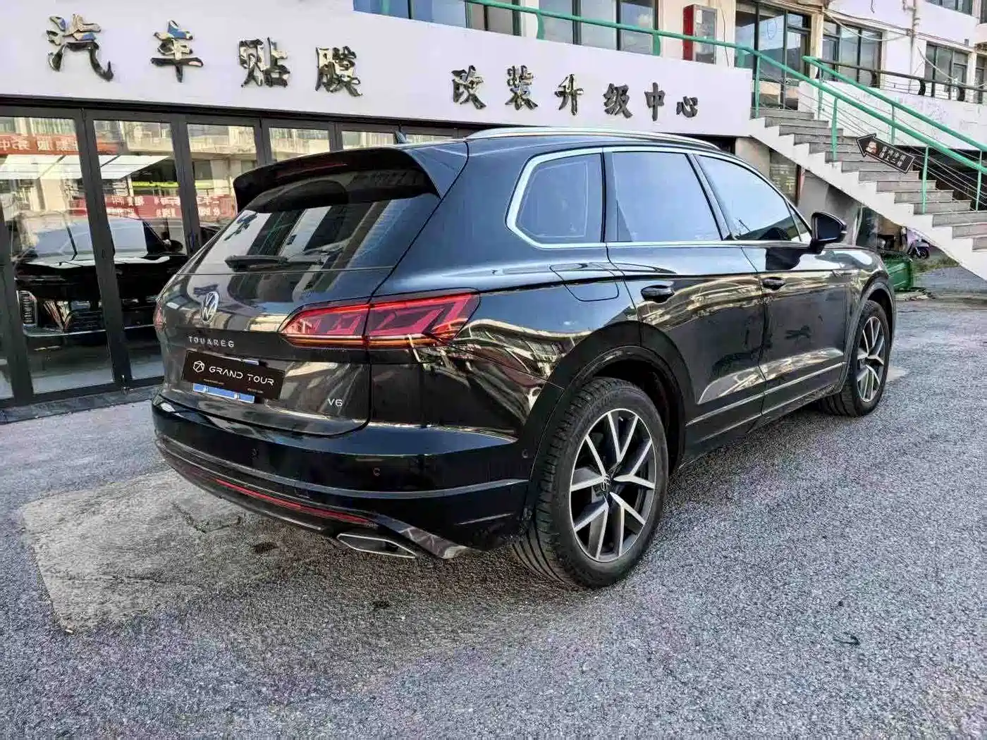 Volkswagen Touareg 2024 2023 3.0TSI R-Line Classic Sports Package
