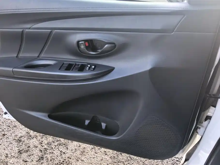 Toyota Vios FS 2021 1.5L CVT Fengchi Edition фото 7