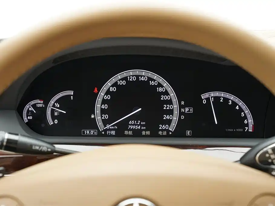 Mercedes-Benz S-Class 2011 S 350 L CGI фото 32