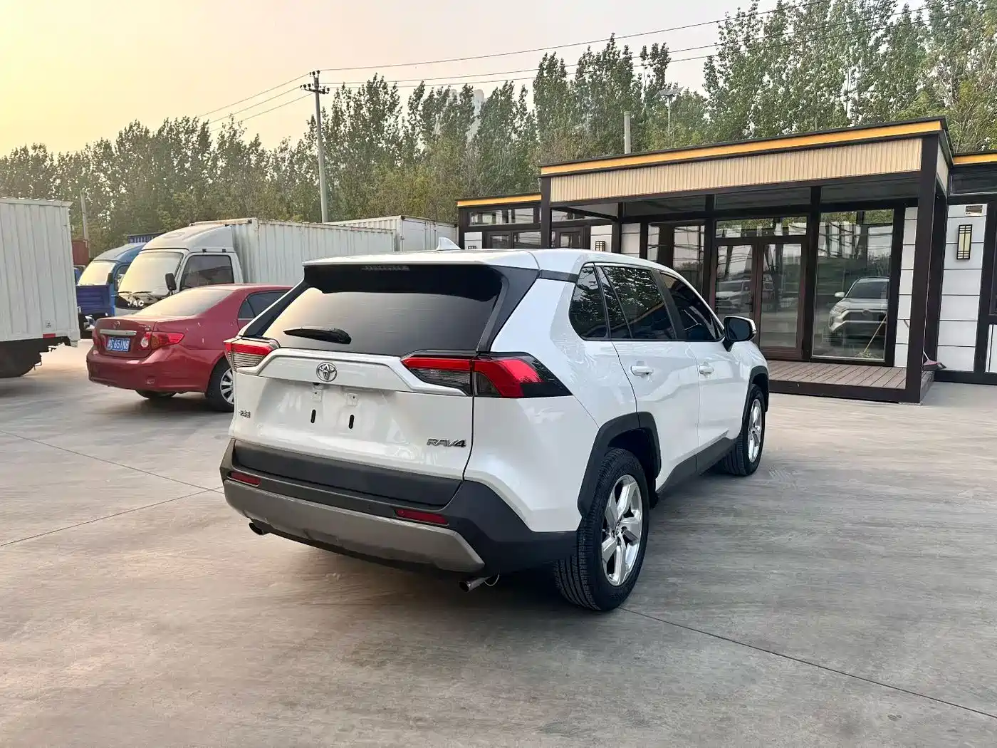Toyota RAV4 Rongfang 2020 2.0L CVT 2WD Fashion PLUS фото 6