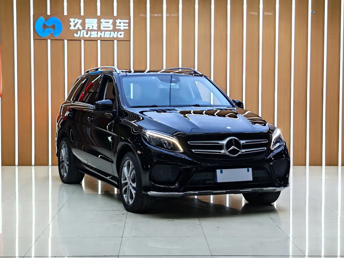 Mercedes-Benz GLE 2017 GLE 320 4MATIC Dynamic фото 2