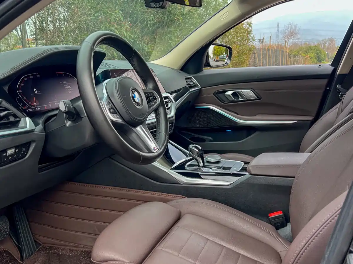 BMW 3 Series 2021 320Li M Sport Package фото 14