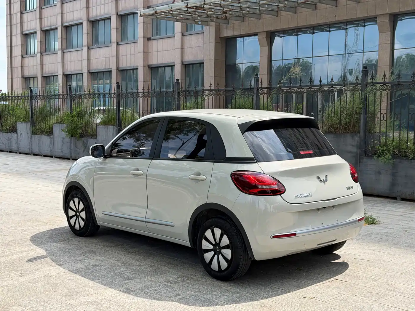 Wuling Motors Wuling Bingo 2023 2023 Model 203km Lite Enjoyment Edition