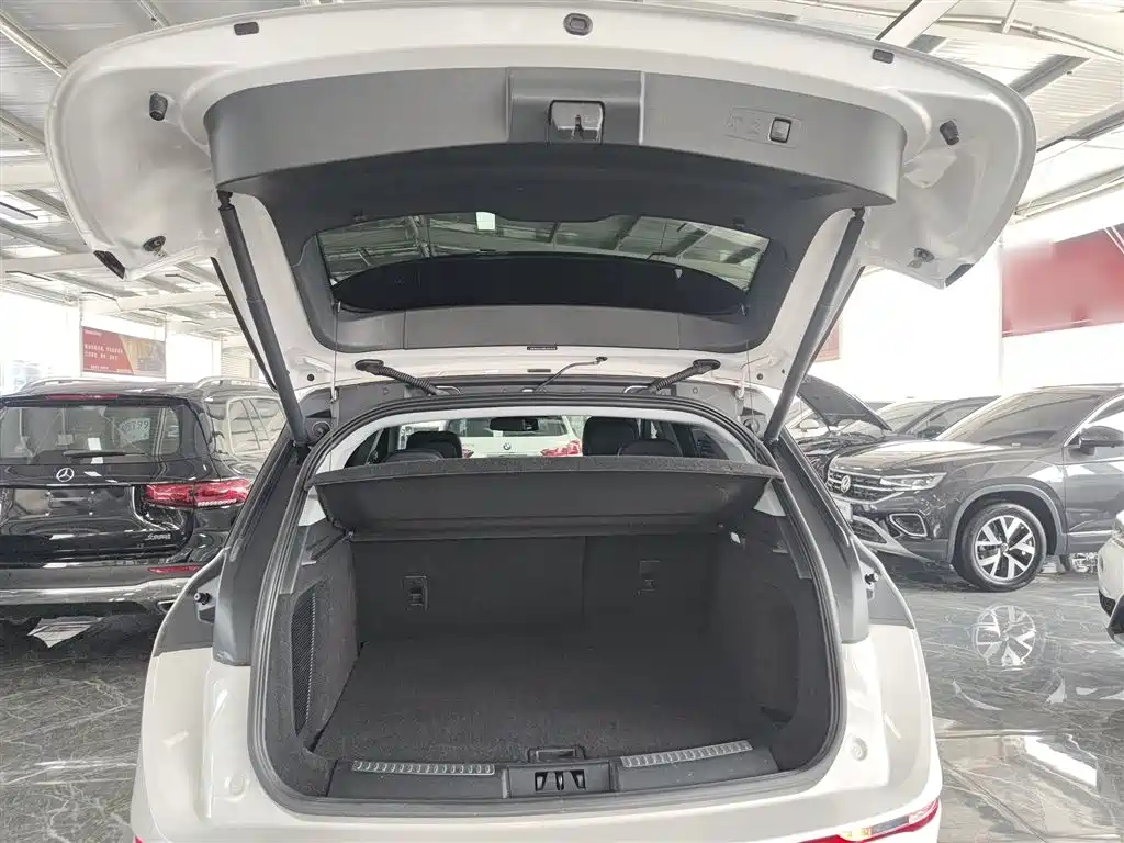 LINCOLN ADVENTURER