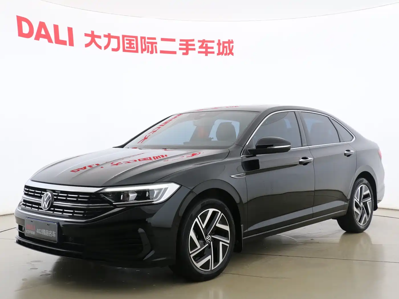 Volkswagen Sagitar 2024 300TSI DSG Surpass Edition