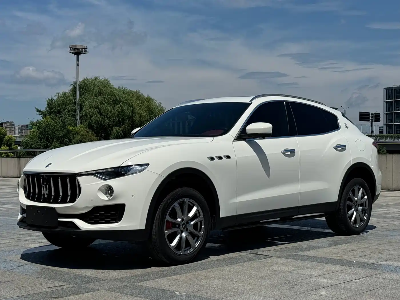 Maserati Levante 2021 3.0T Standard Edition