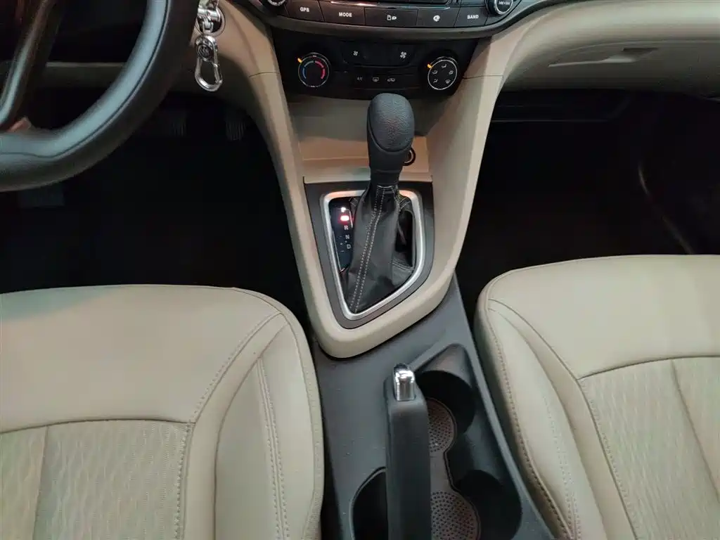 Buick Excelle 2016 15N Automatic Elite фото 14