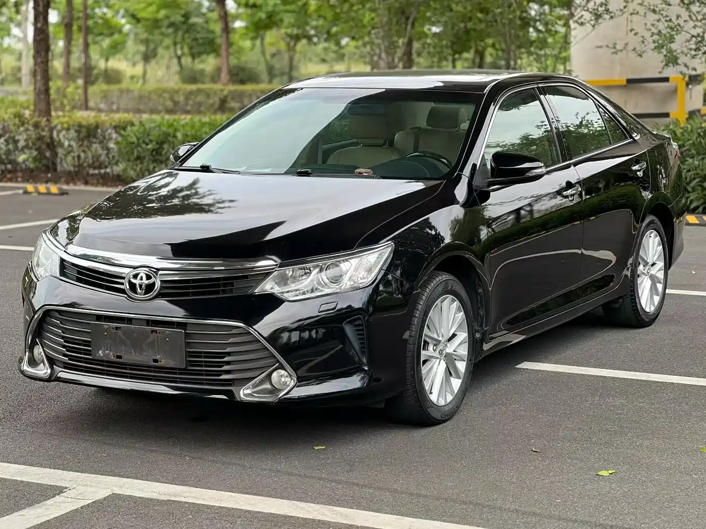 Toyota Camry 2015 2.5G Luxury Navigation Edition