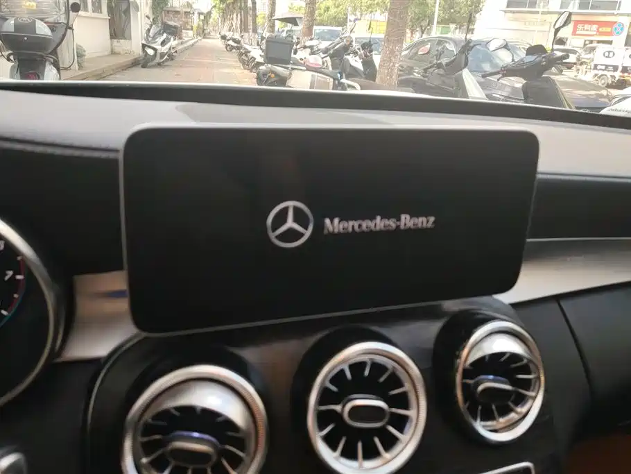 Mercedes-Benz C-Class 2019 Facelift C 260 L Sport фото 13