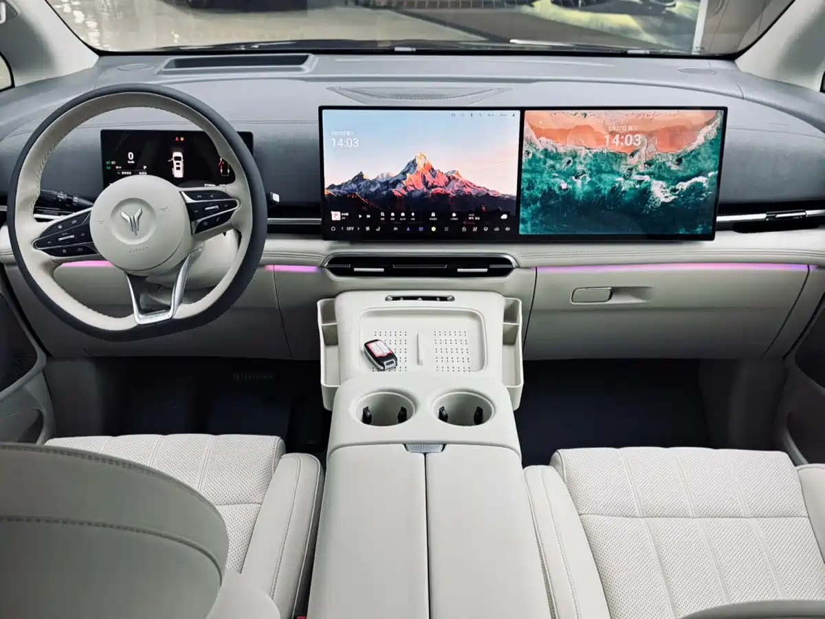 Voyah Auto Voyah Dreamer 2025 PHEV 4WD Kunpeng Premium Edition фото 7