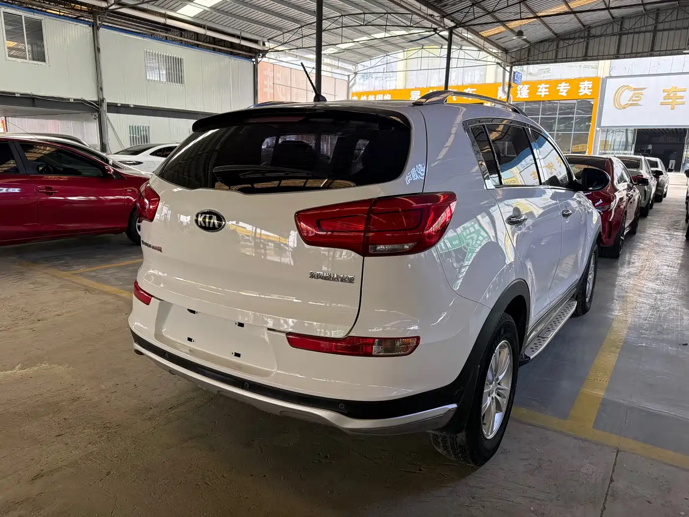 Kia Sportage 2015 2.0L Automatic 2WD GL фото 6