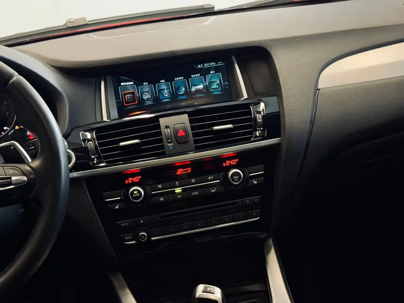 BMW X4 2016 Model xDrive20i M Sport фото 19