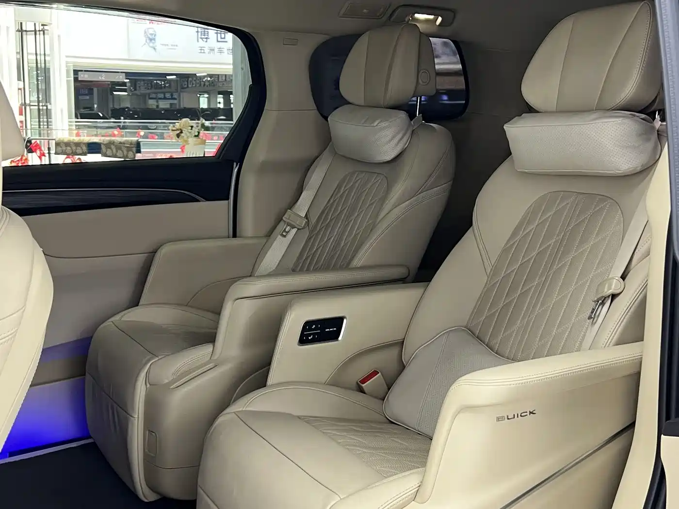 Buick GL8 2023 ES Landmaster Luxury фото 18
