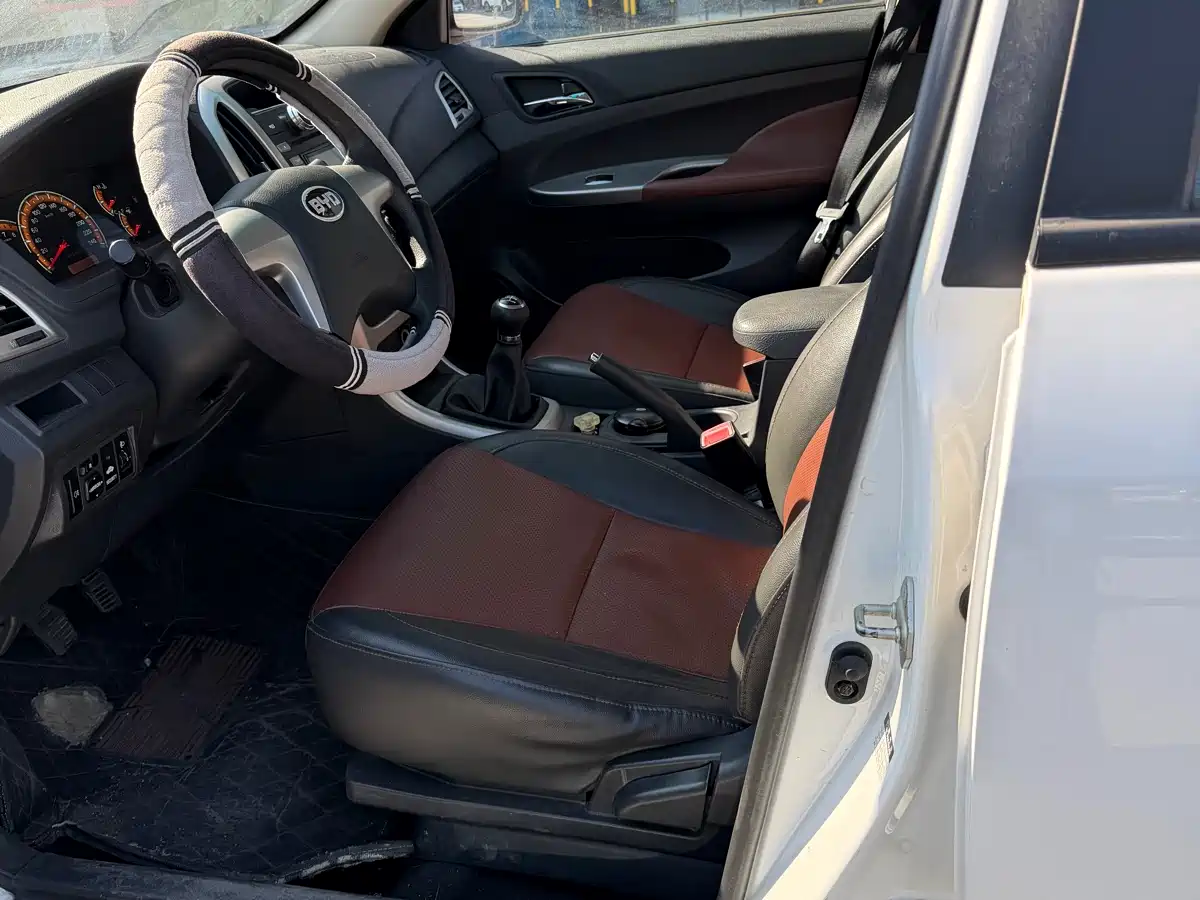BYD F3 2015 Energy-saving Edition 1.5L Manual Luxury фото 7