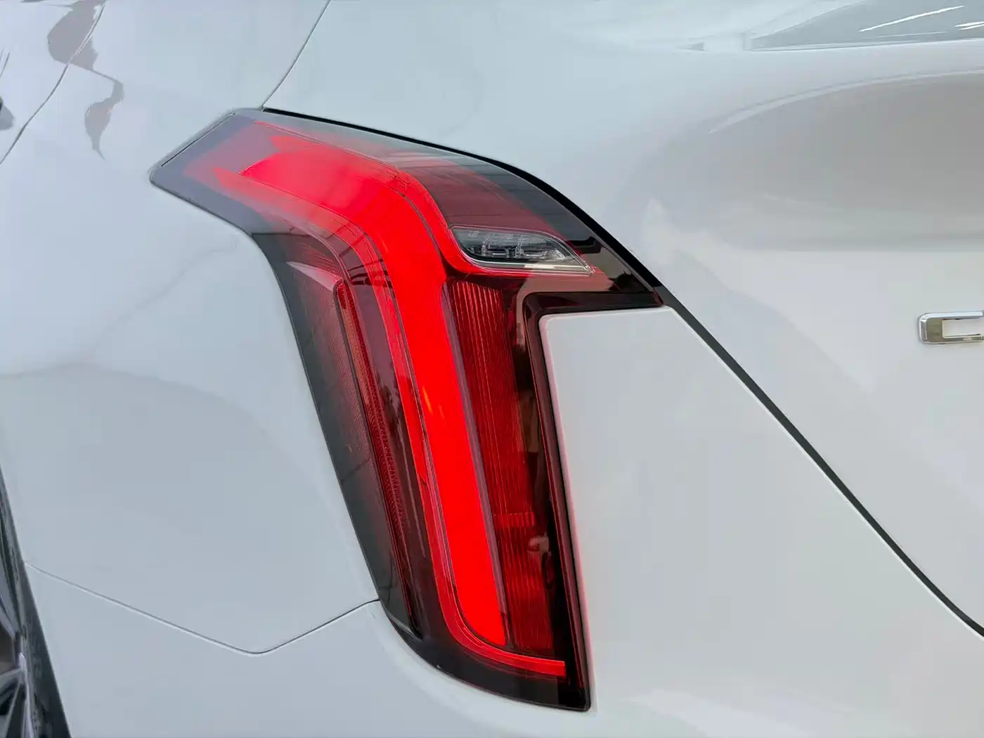 Cadillac CT4 2023 25T Luxury Model фото 24