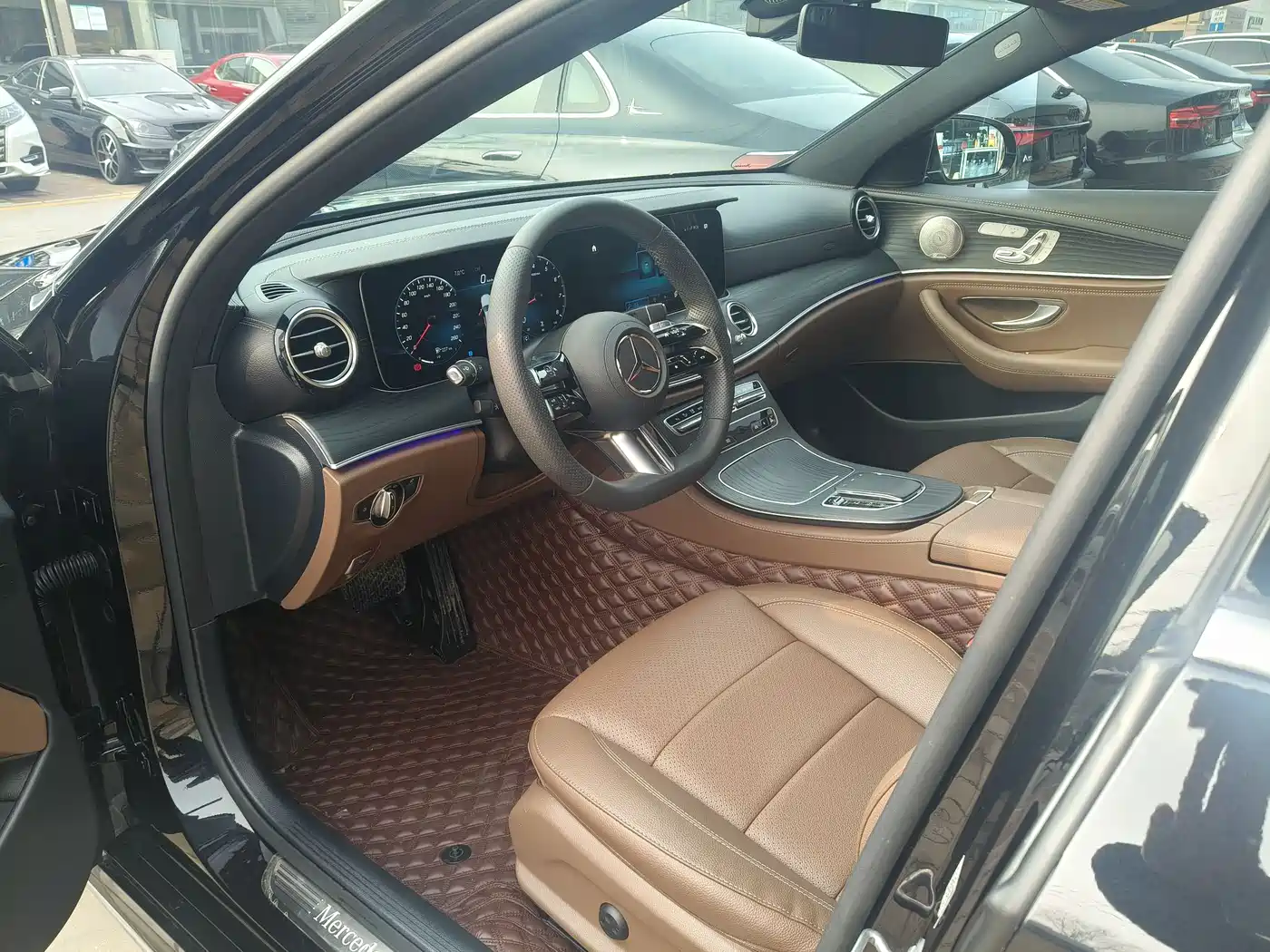 MERCEDES-BENZ E CLASS