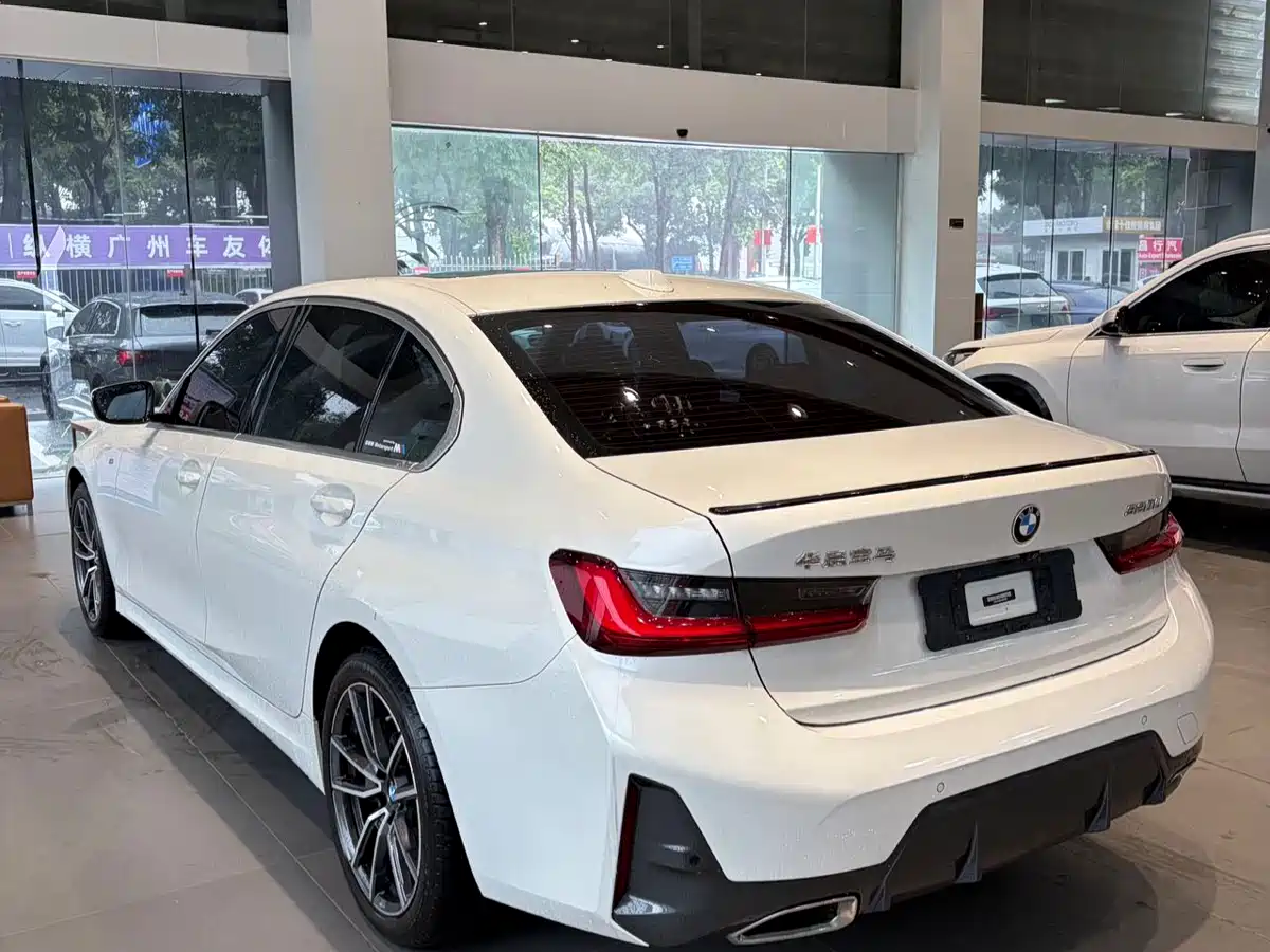 BMW 3 Series 2023 320Li M Sport Package фото 6