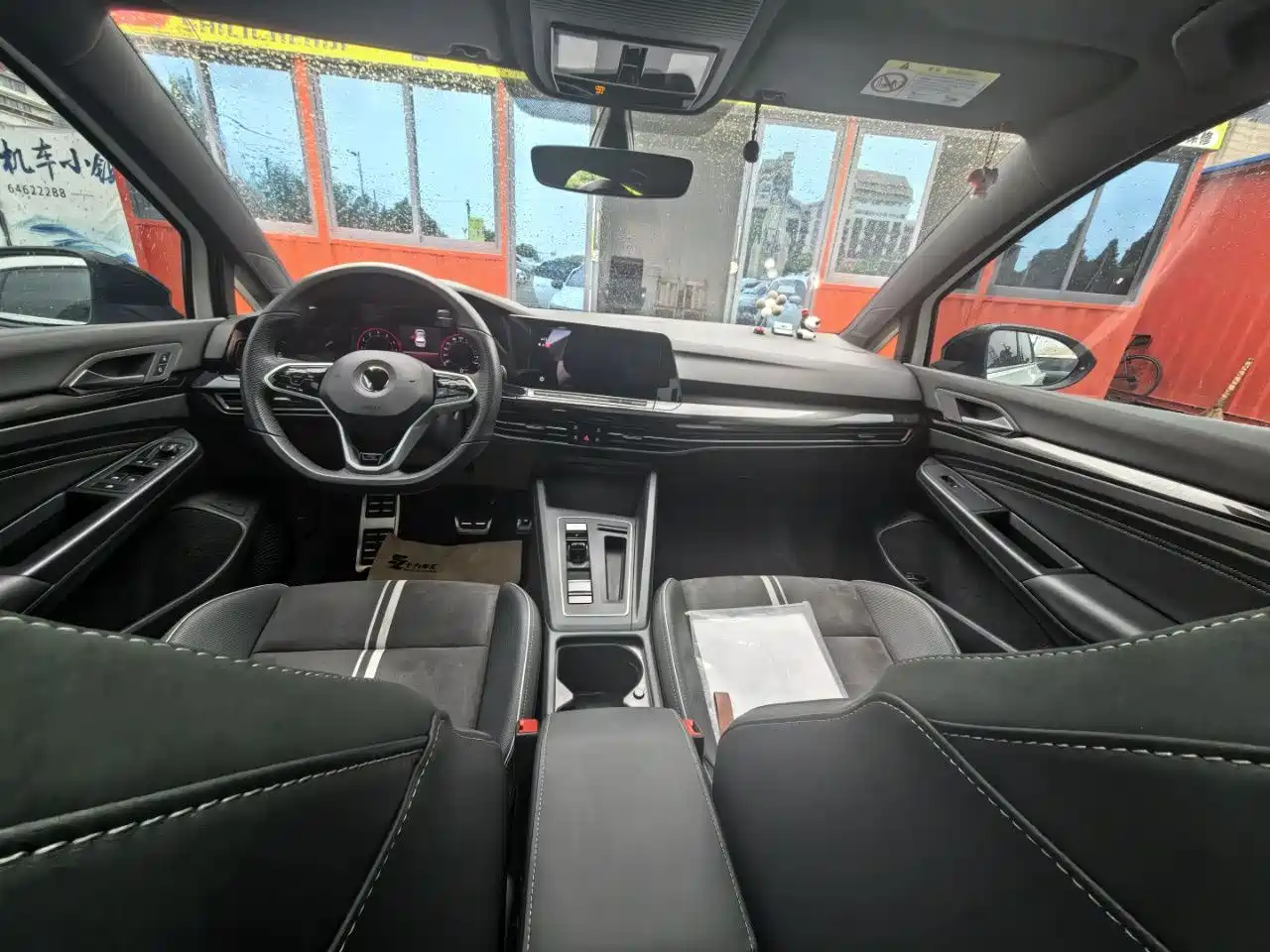 Volkswagen Golf 2021 280TSI DSG R-Line фото 10