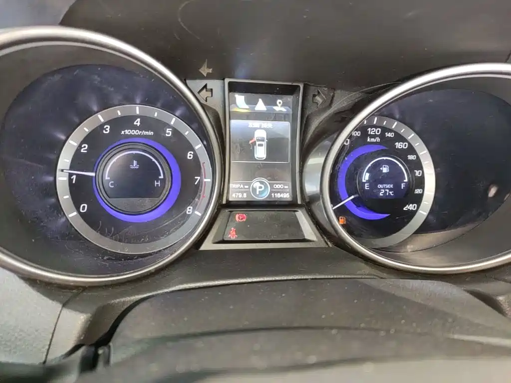 Changan CS75 2015 2014 1.8T Automatic Elite (China IV)