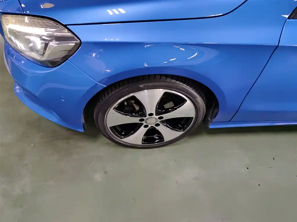 Mercedes-Benz A-Class (Import) 2017 Facelift A 200 Fashion фото 25