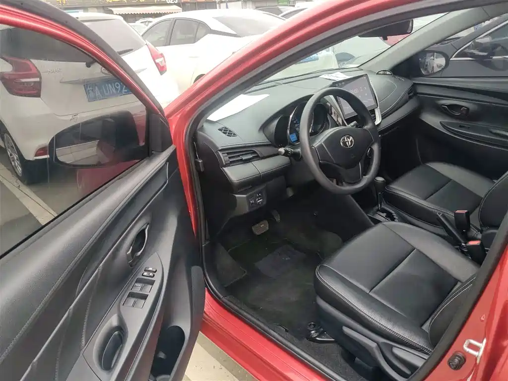 Toyota Vios FS 2017 1.5L CVT Fengchi Edition фото 12