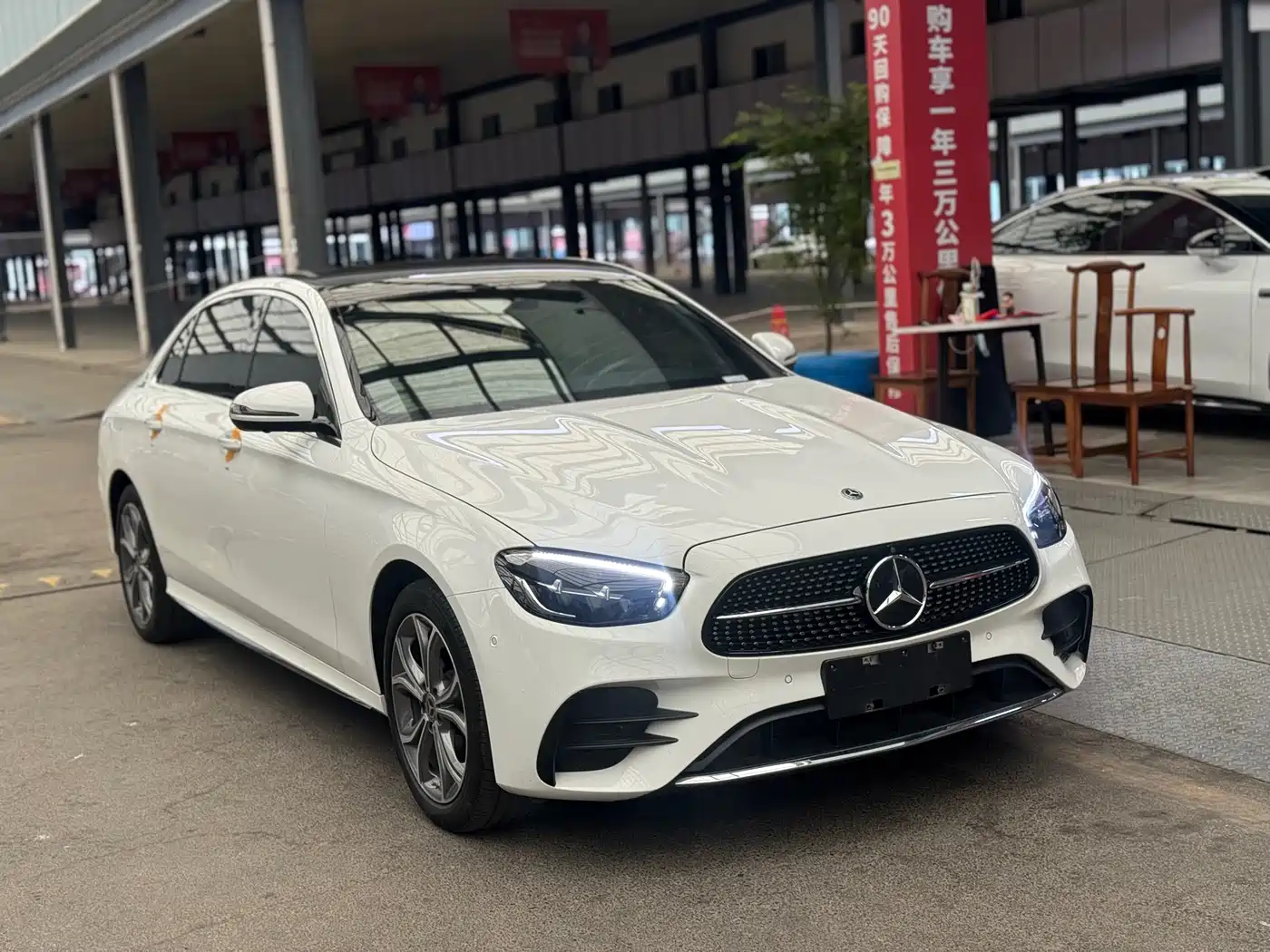 Mercedes-Benz E-Class 2023 E 300 L Sport Fashion фото 3