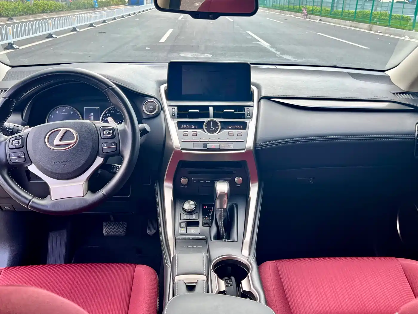 Lexus NX 2020 200 FWD Sharp Edition China V фото 8