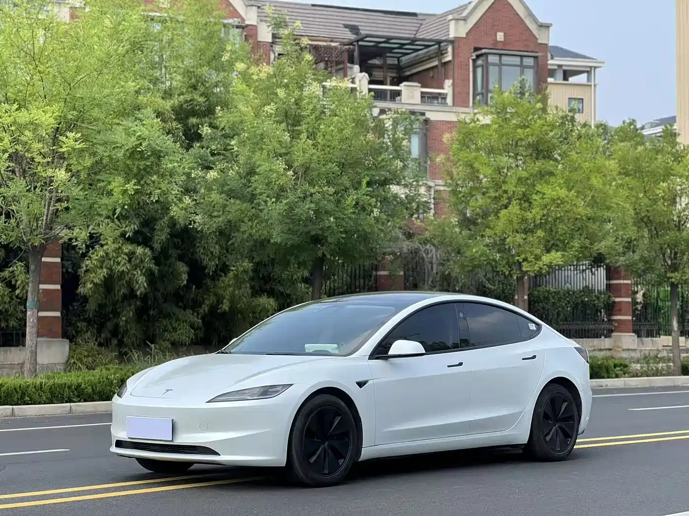 Tesla Model 3 2025 Model Rear-Wheel Drive Edition