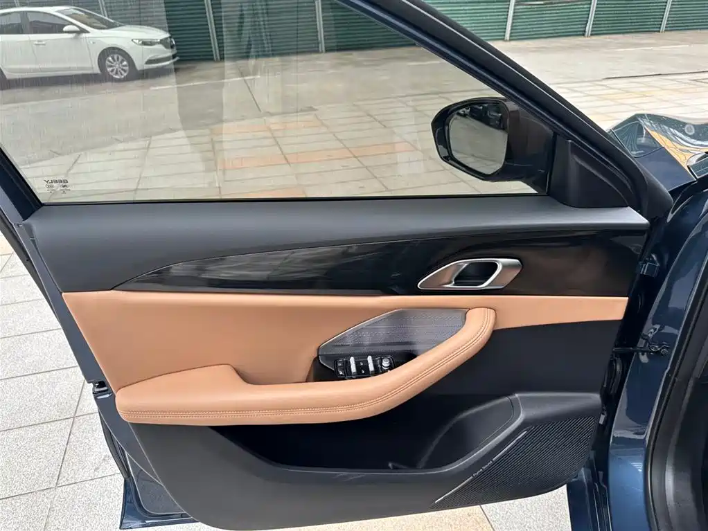 Geely Galaxy Galaxy A7 2025 EM-i фото 16