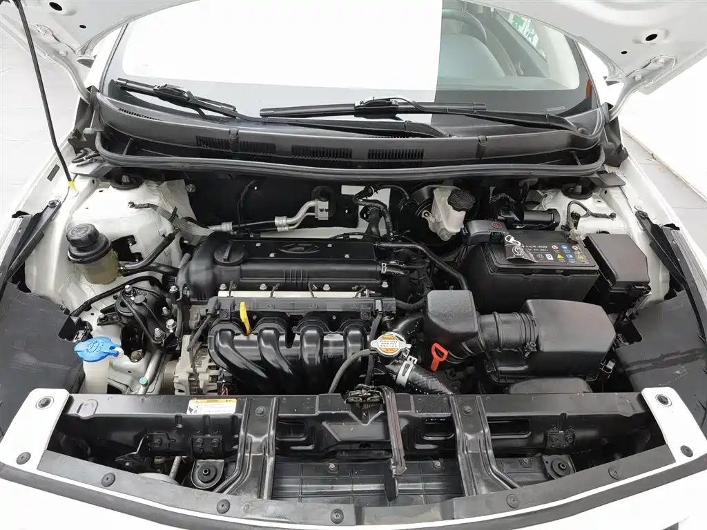 Hyundai Verna 2014 1.4L Automatic Smart GLS фото 6