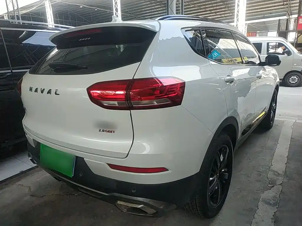 Photo 7 - Haval H6
