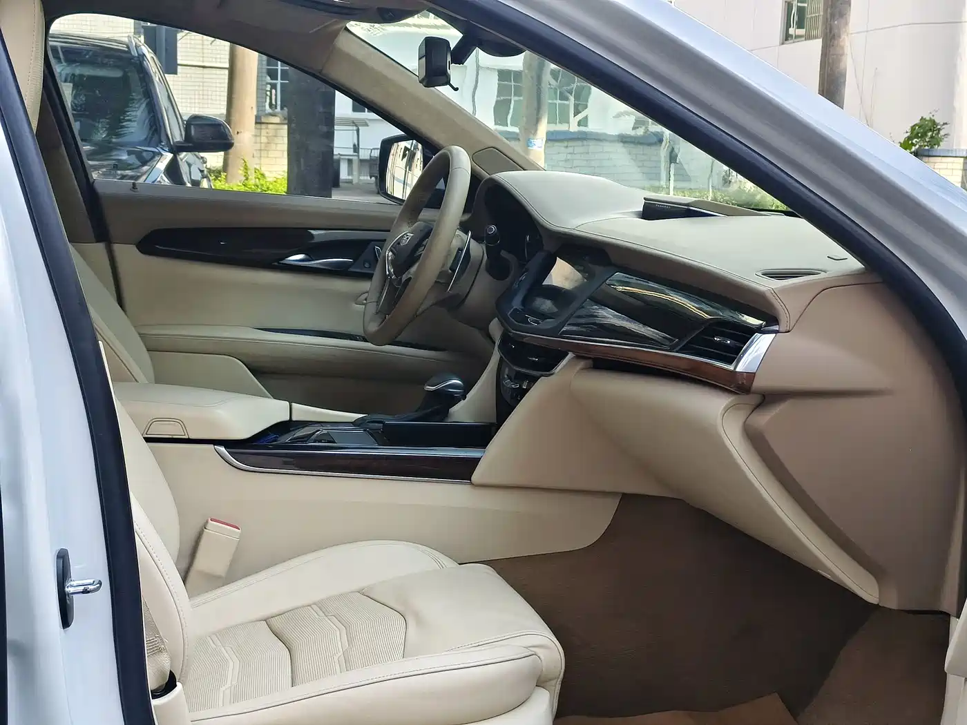 Cadillac CT6 2016 28T Platinum Edition фото 7