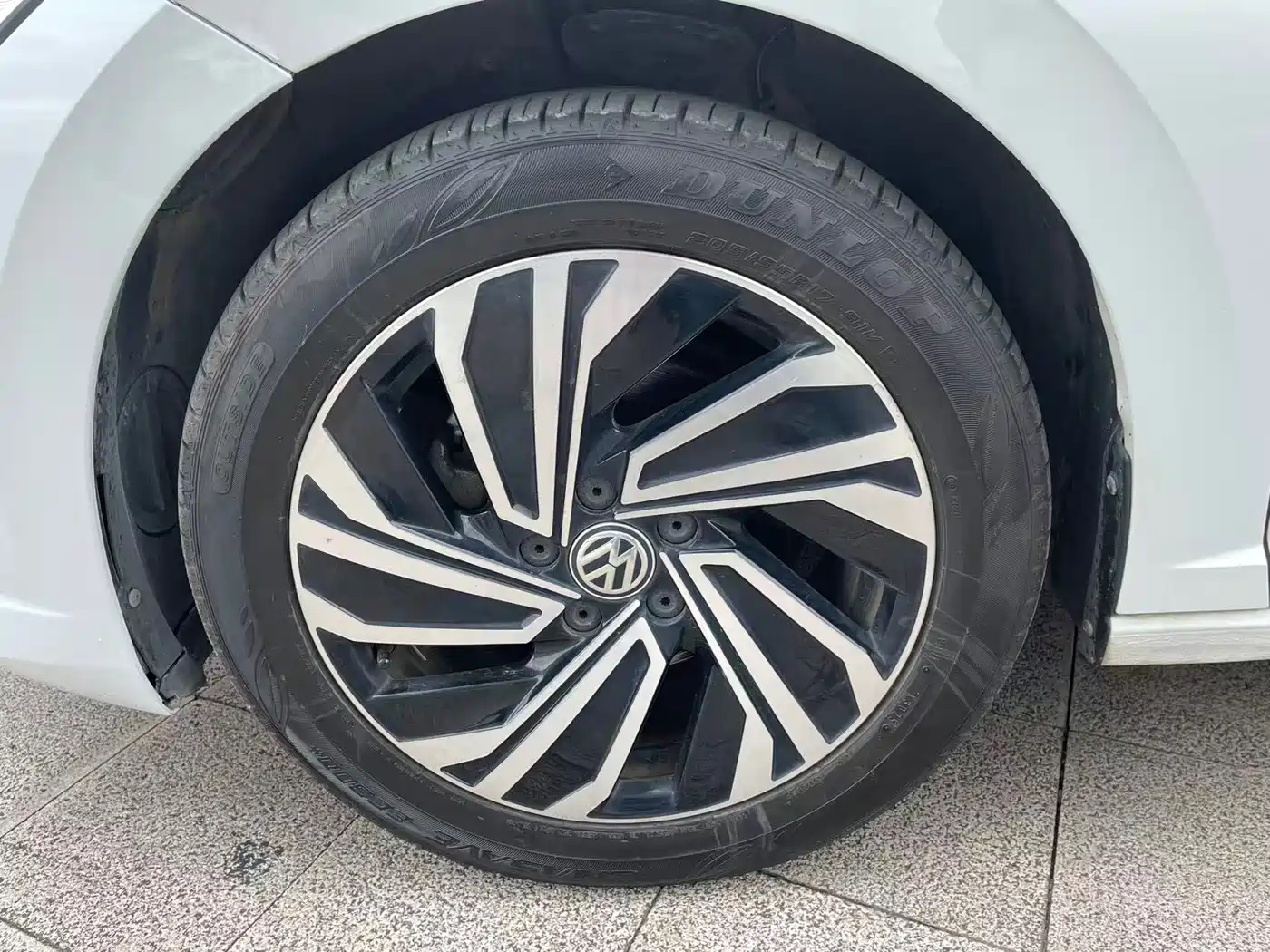 Photo 24 - Volkswagen Sagitar