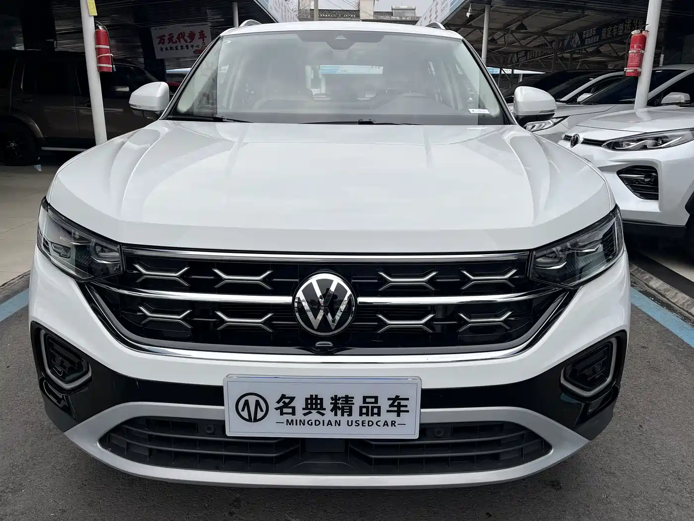 Volkswagen Tayron 2023 330TSI 2WD Luxury Plus Advanced Edition фото 2