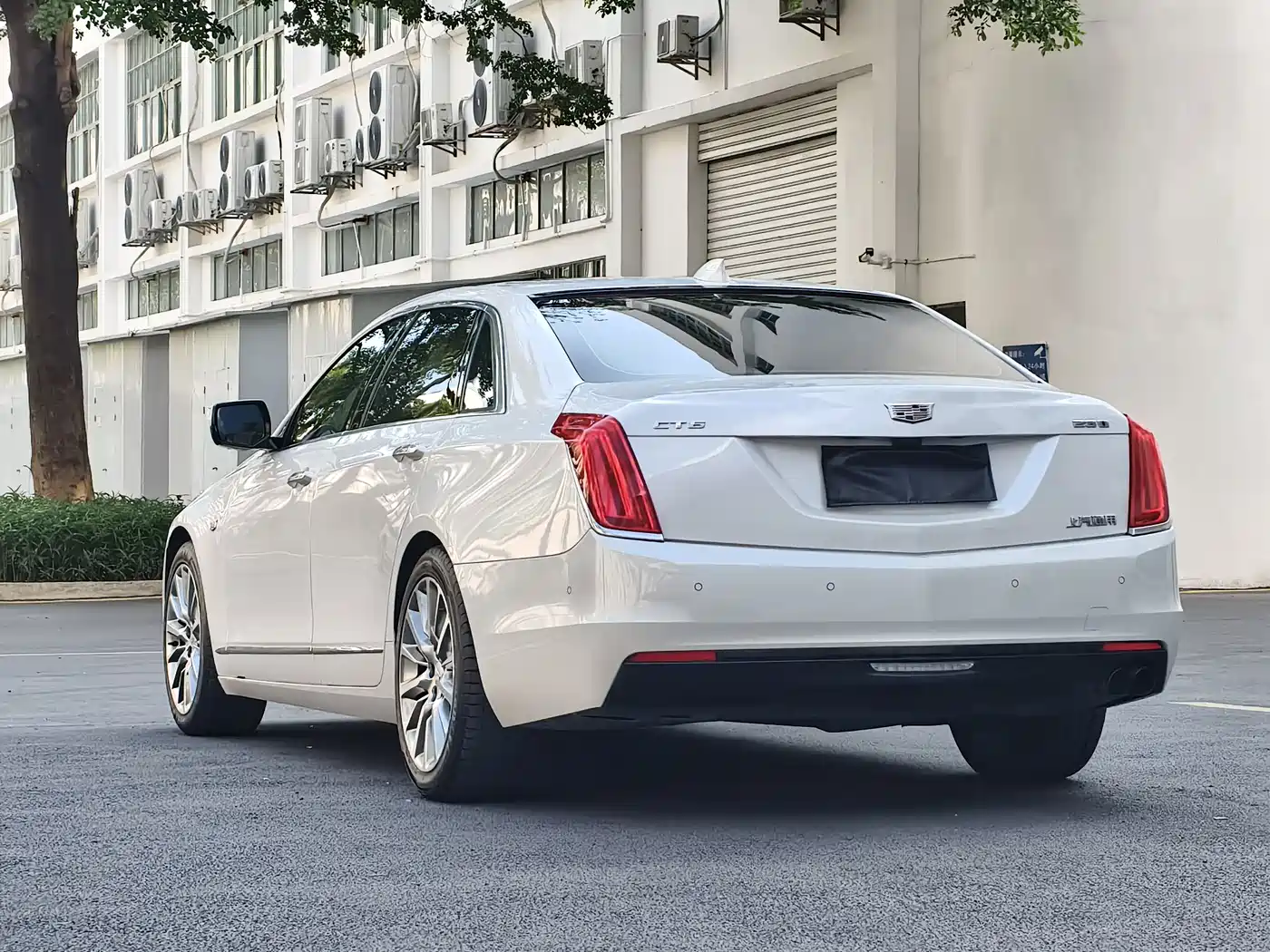 Cadillac CT6 2016 28T Platinum Edition фото 17